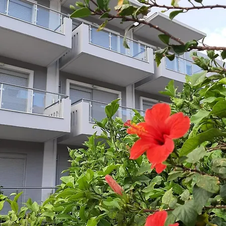 Vesperi Studios & Apartments